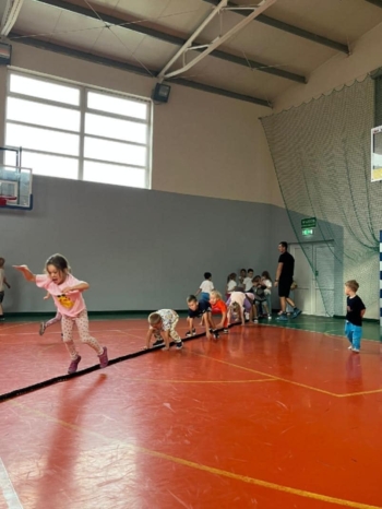 9467db79-8d27-4495-bd52-be556e56aa92